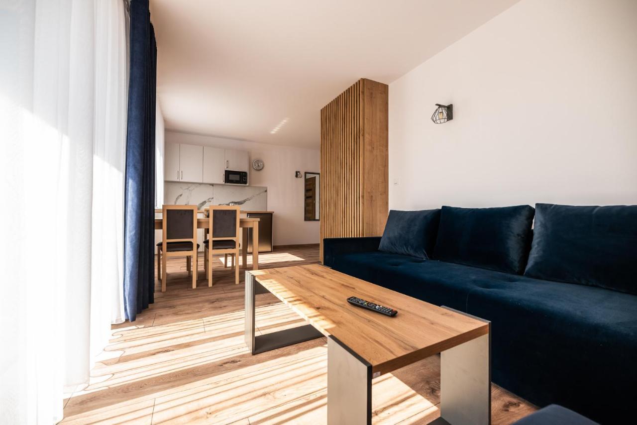 Apartamenty Henry เวบา ภายนอก รูปภาพ